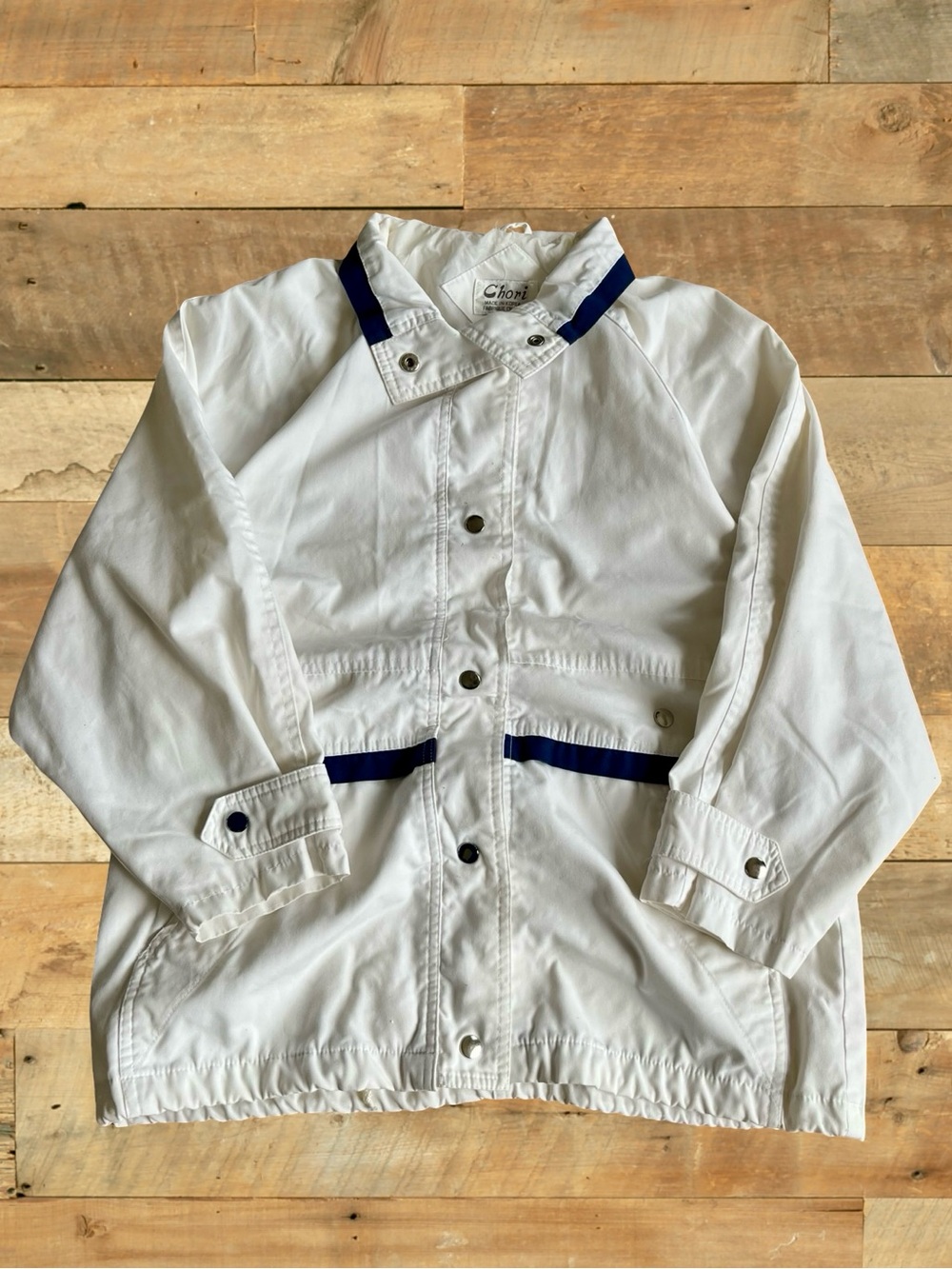 Vintage Chori White and Navy Blue Snap Front Windbreaker Jacket Tagged Medium
